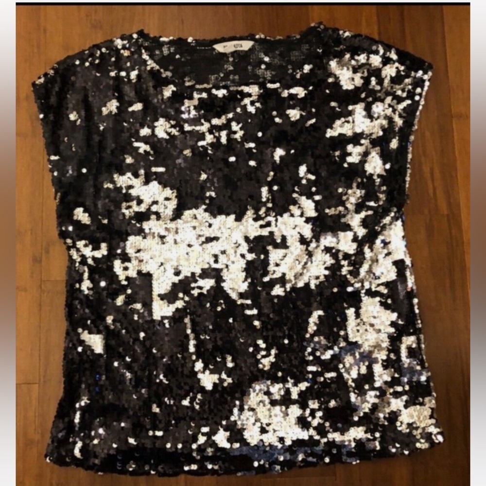 BB Dakota Top Blouse Full Sequins Black Silver Size S Cap / Sleeveless Holiday